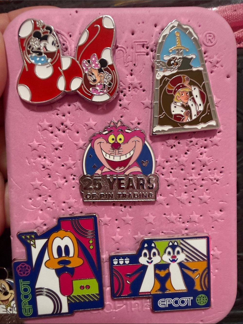 Disney Pin Starter Set For Pin Trading